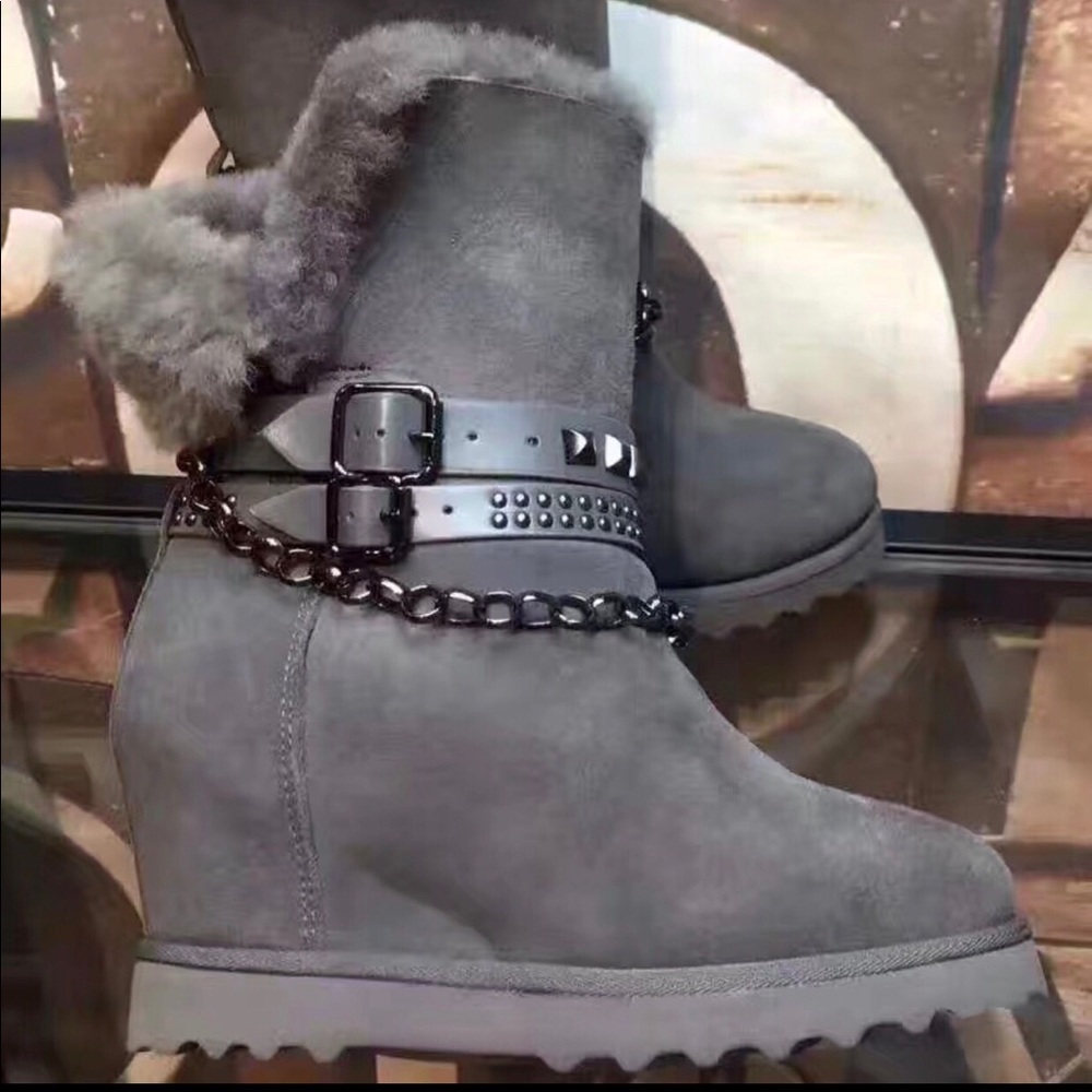 Gorgeous ASH ankle booties - Like New